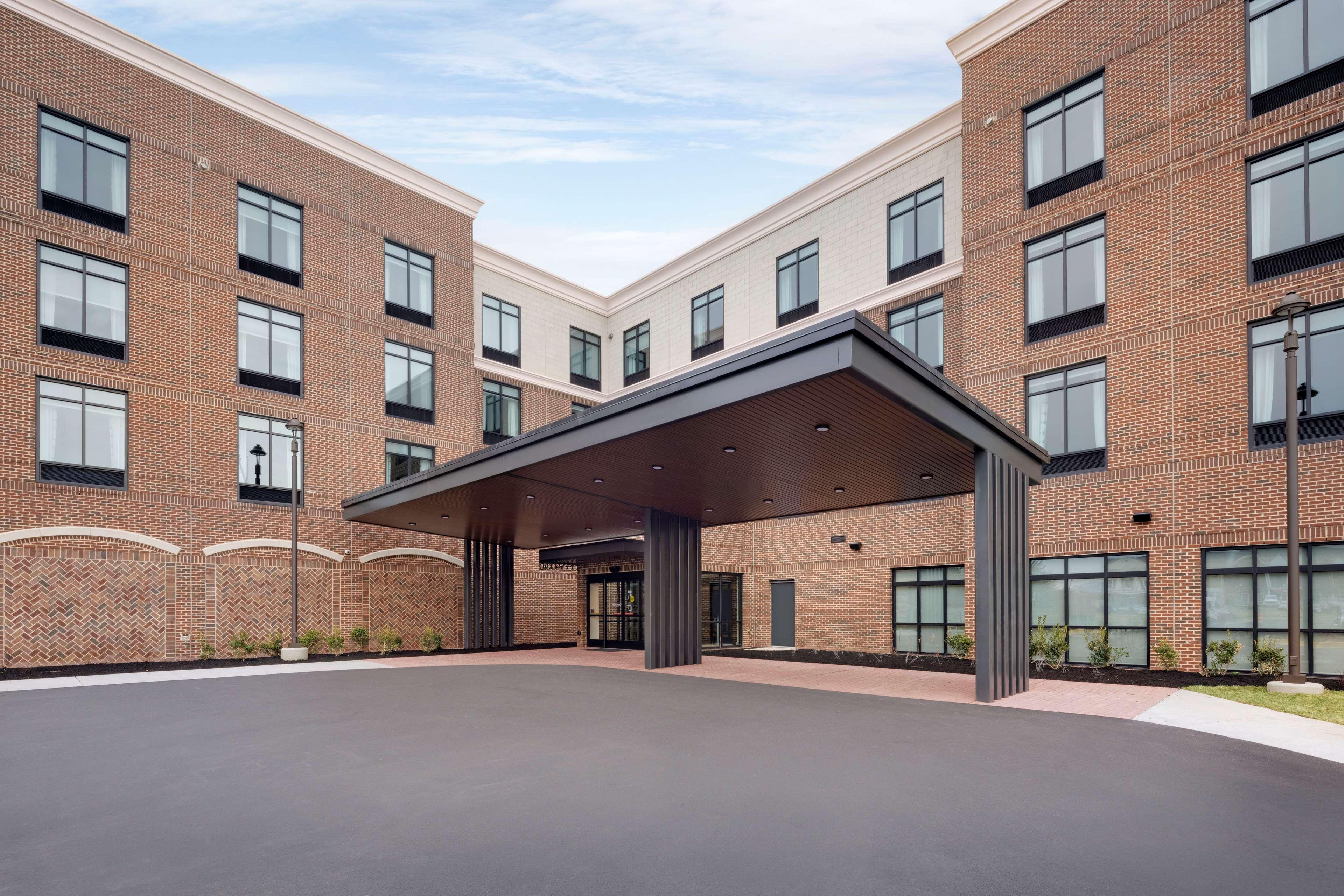 Hilton Garden Inn Haymarket Exteriér fotografie