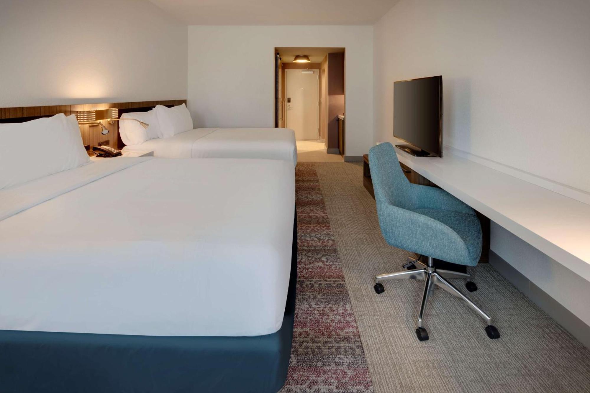 Hilton Garden Inn Haymarket Exteriér fotografie